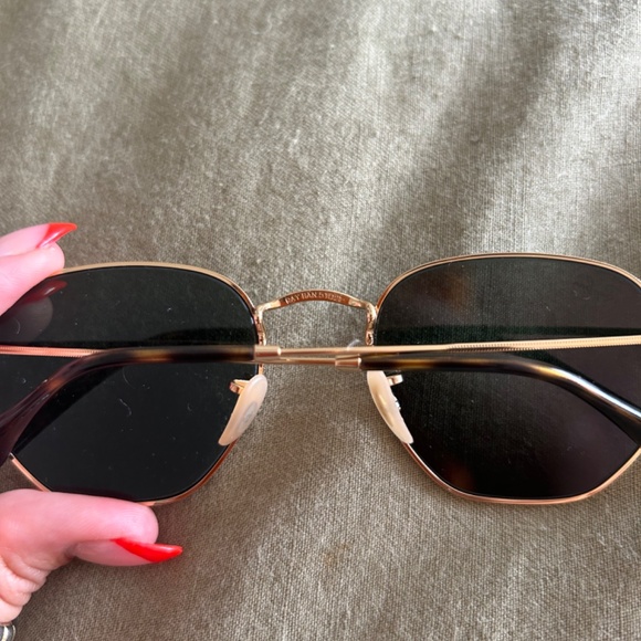Ray-Ban Hexagonal Flat Sunglasses main image 4